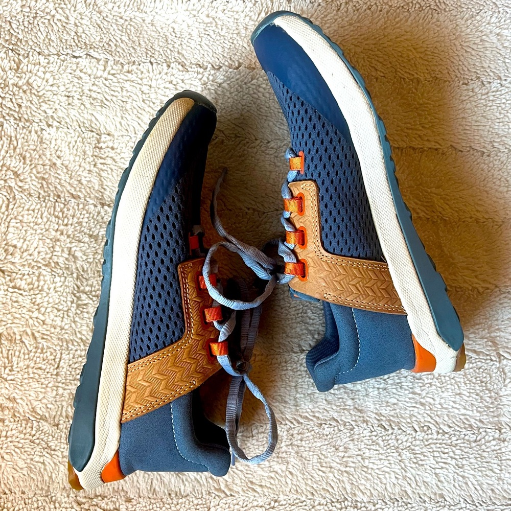 Olukai Wailuku size 7